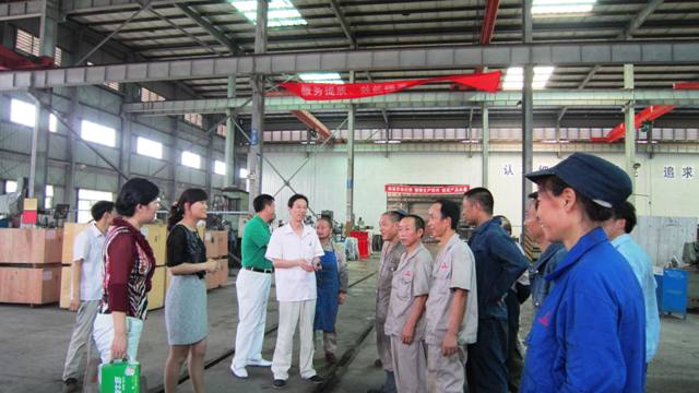 龙泉驿区总工会夏季送清凉